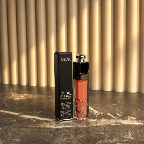 Dior блеск-плампер для губ / Addict Lip Maximizer № 010